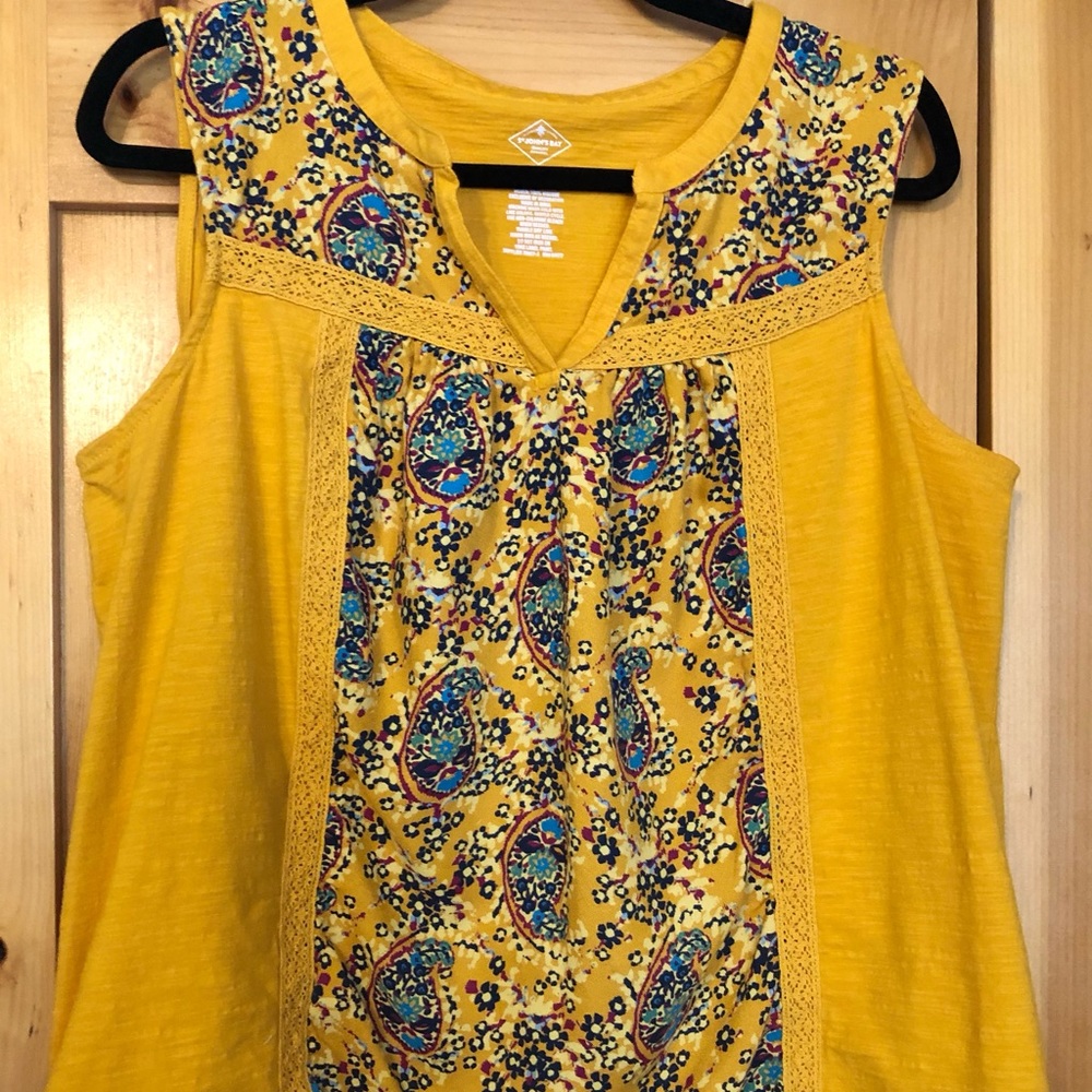 St. John's Bay Yellow Paisley-Panel Sleeveless Tank